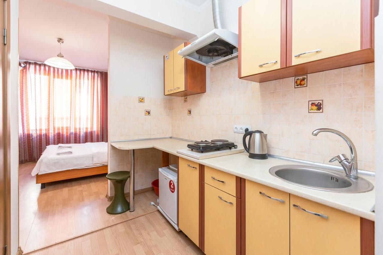Квартира Студія Біля Оперного Театру По Вулиці Гонти 4-3А Lemberg Exterior foto